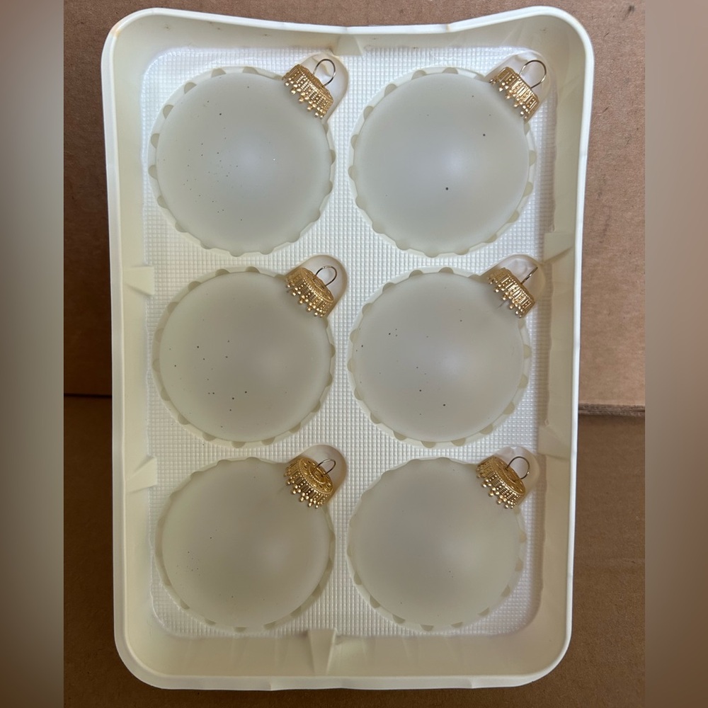 Small frosted glass ornaments